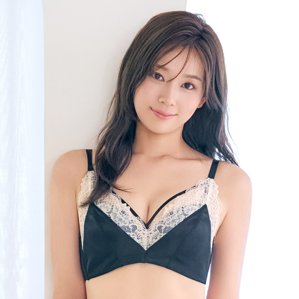 새틴 레이스 초모리 브라