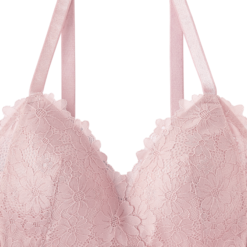 쁘띠부케 크림 노와이어브라