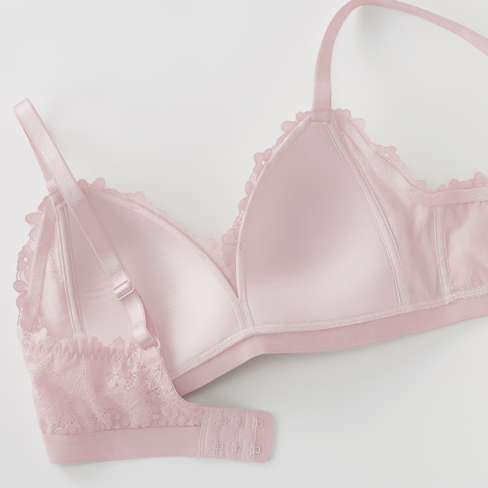 쁘띠부케 크림 노와이어브라